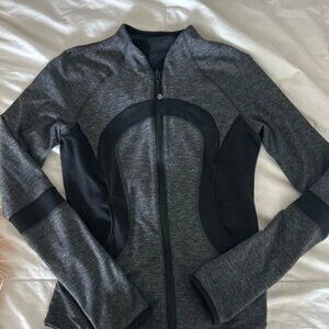 Lululemon Athletica Charcoal Ski Jacket // SIZE 4